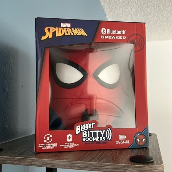 Bigger Bitty Boomers Marvel Spider-Man Bluetooth Speaker lightweight portable - Picture 2 of 9